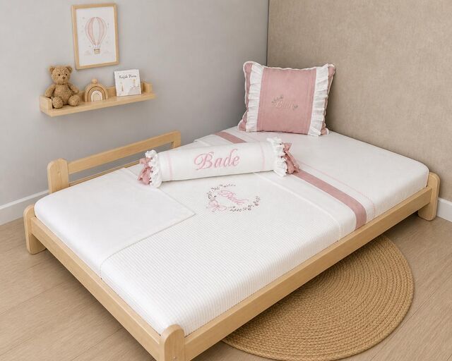 Pembe kız bebek odası nakışlı nevresim takımı